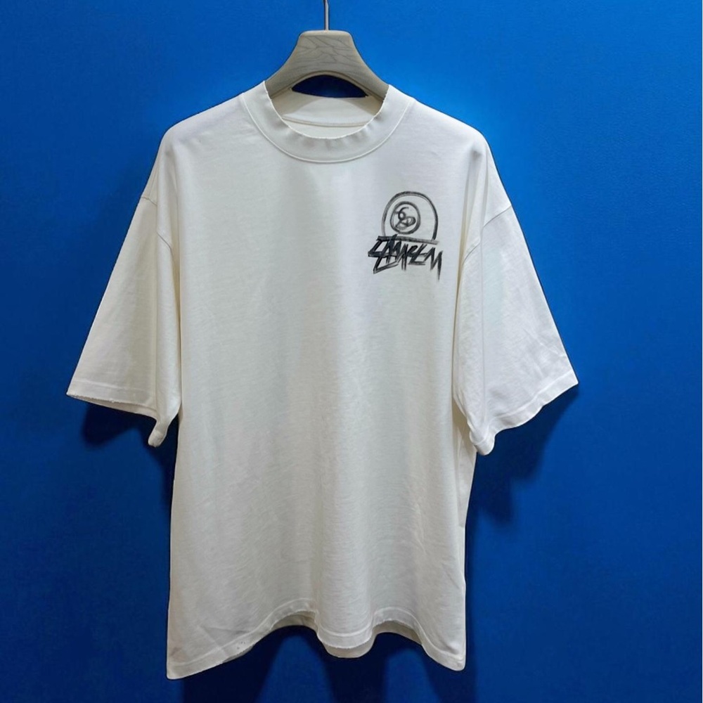🌟Stussy White Short Sleeve Tee 🌟Graphic Design - Picture 2 of 6